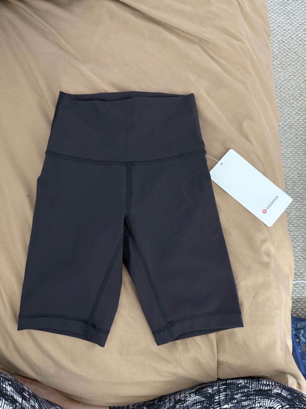 Lululemon wunder train hr short 8” black nwt size 2